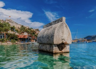 kekova da batık şehir muhteşem denizi ile